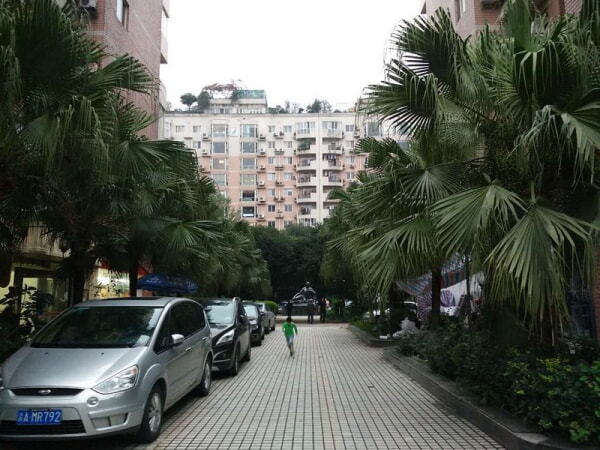 正对中庭,不临街,超大绿化面积_成都一品天下锦汇花园二手房推荐-成都