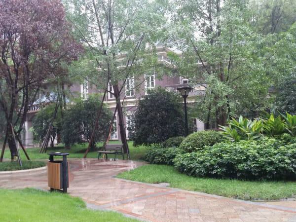 60㎡ 户型: 1室1厅 朝向: 南 楼层: 低楼层(共18楼) 小区: 神仙树