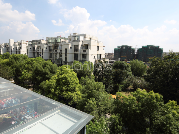 丽水豪庭精装修婚房,89平170万好位置低价位.