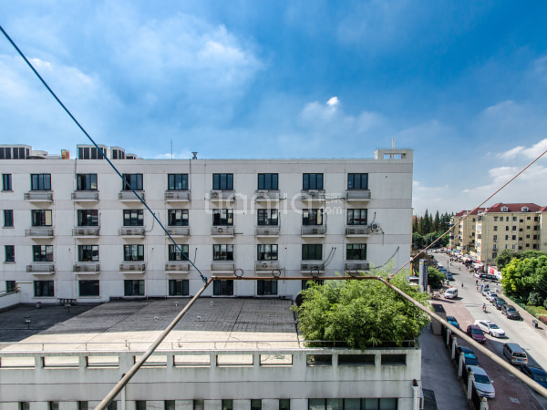 海波花苑 1室1厅 47平米